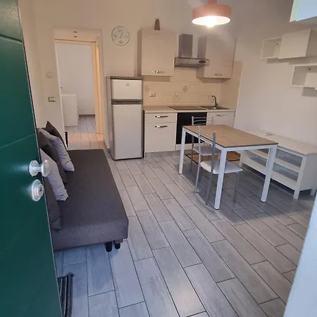 Apartament Borgolombardo Policlinico Eni San Giuliano M *